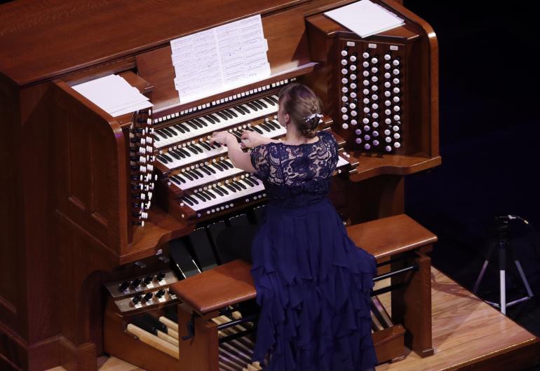 Katelyn Emerson playing the Northrop Organ