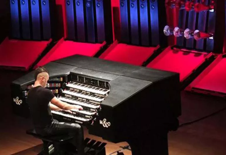 Overhead view of the International Touring Organ