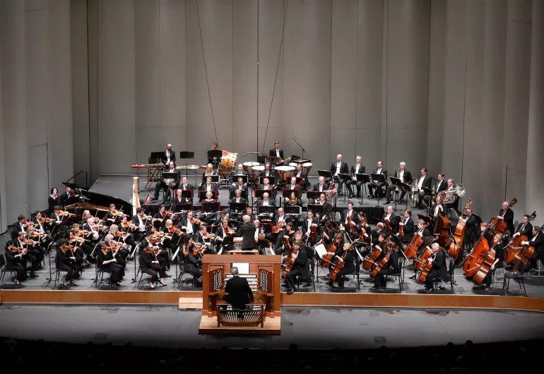 Dean Billmeyer performs with the Minnesota Orchestra