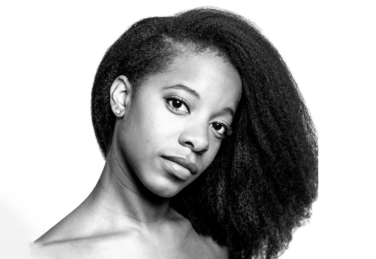 Dara Holmes