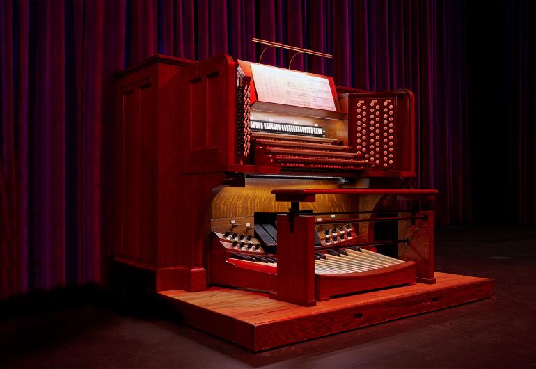 Northrop's Aeolian-Skinner pipe organ