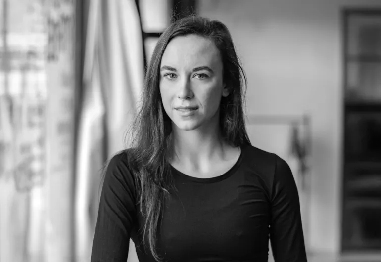 Angela Falk