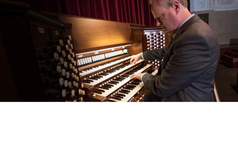AN INTIMATE INTRODUCTION TO THE NORTHROP ORGAN