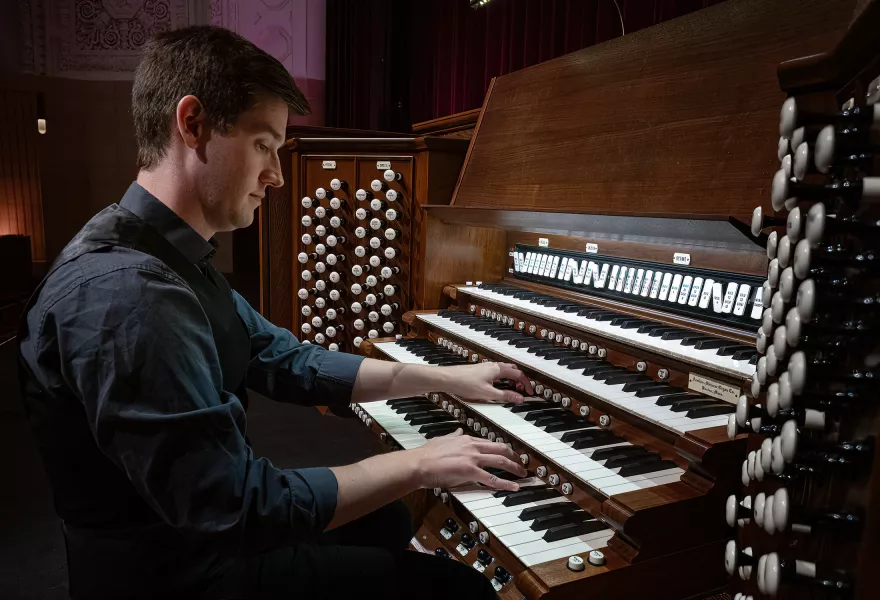 Greg Zelek playing the Northrop organ
