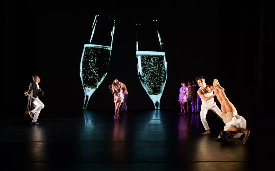 David Roussève/REALITY dancers in Halfway to Dawn