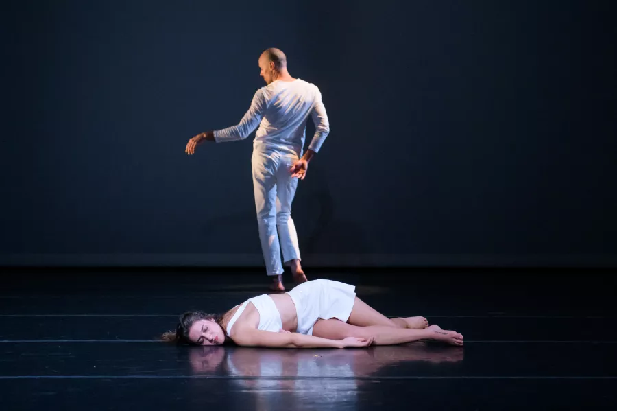 David Roussève/REALITY dancers in Halfway to Dawn