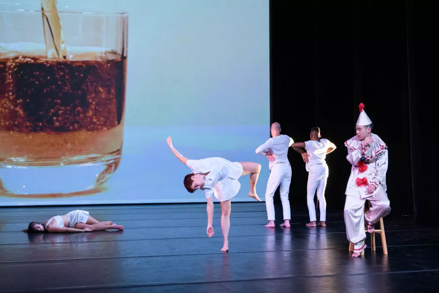 David Roussève/REALITY dancers in Halfway to Dawn