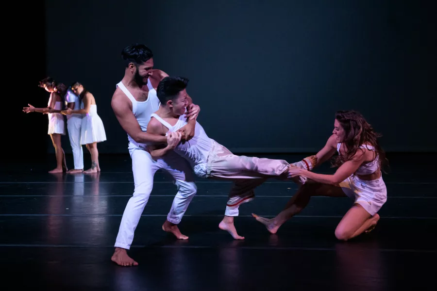 David Roussève/REALITY dancers in Halfway to Dawn
