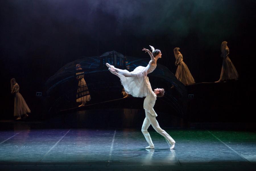 Eifman Ballet - Red Giselle