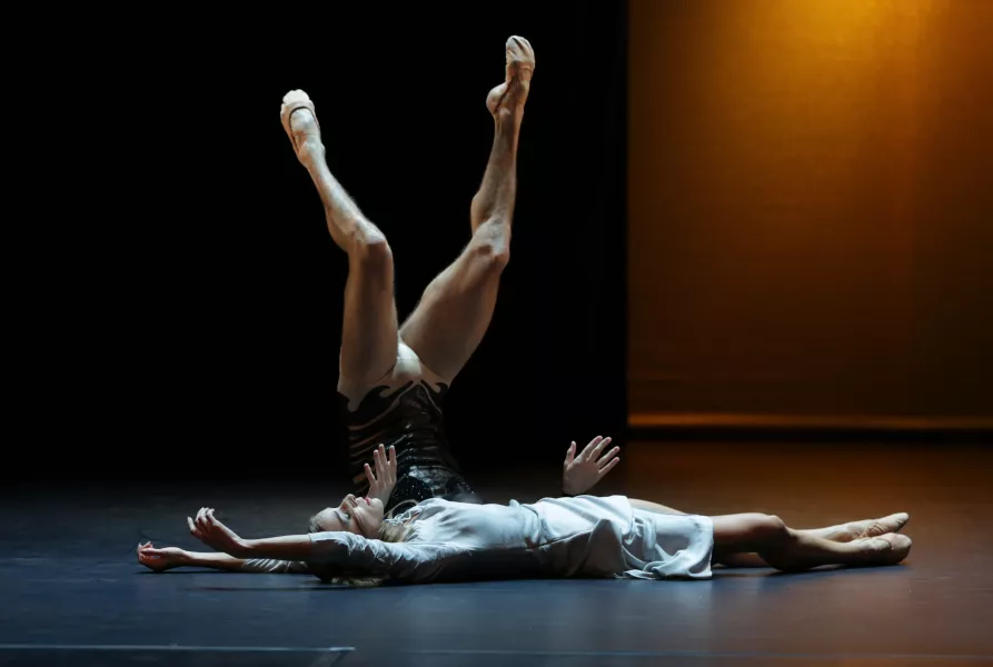 Malandain_Ballet Biarritz - La Belle et la Bête
