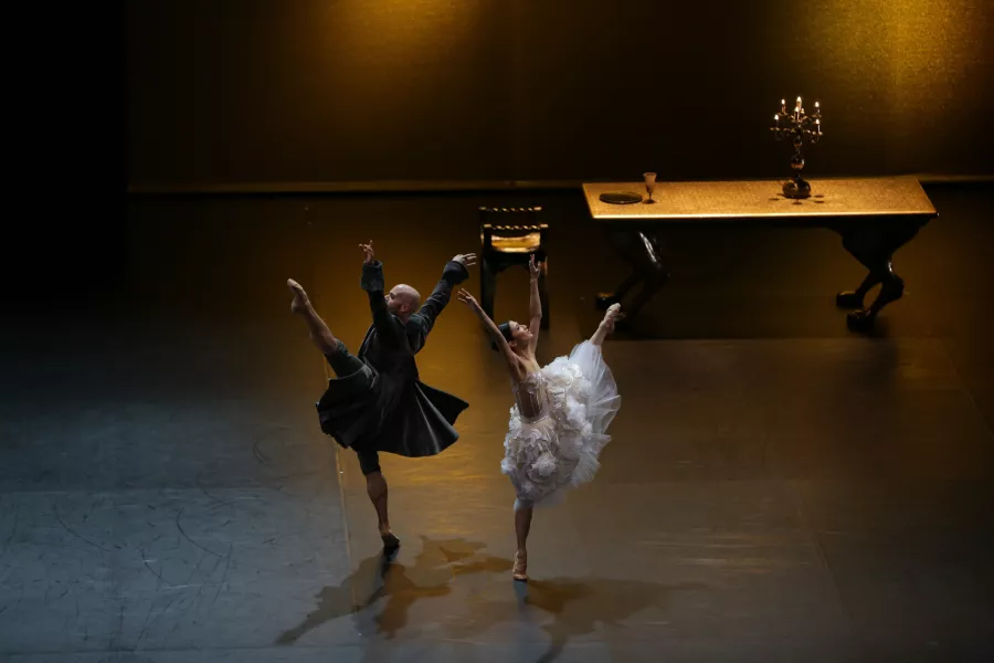 Malandain_Ballet Biarritz - La Belle et la Bête