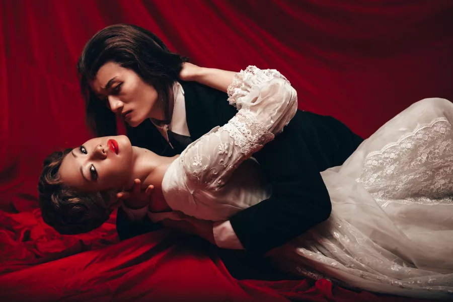 Royal Winnipeg Ballet - Dracula - Katie Bonnell and Liang Xing