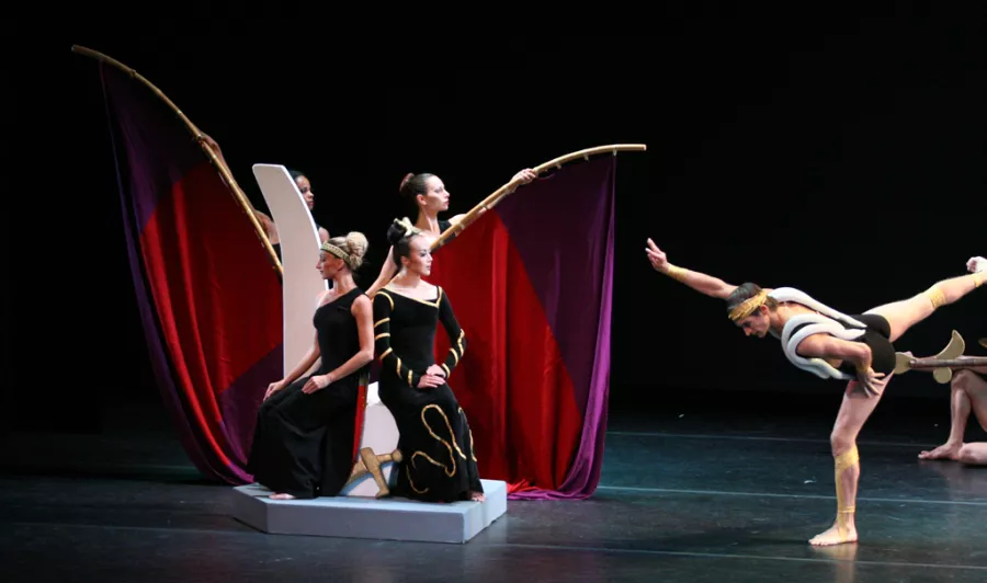 Photo of Clytemnestra by Martha Graham Dance Company