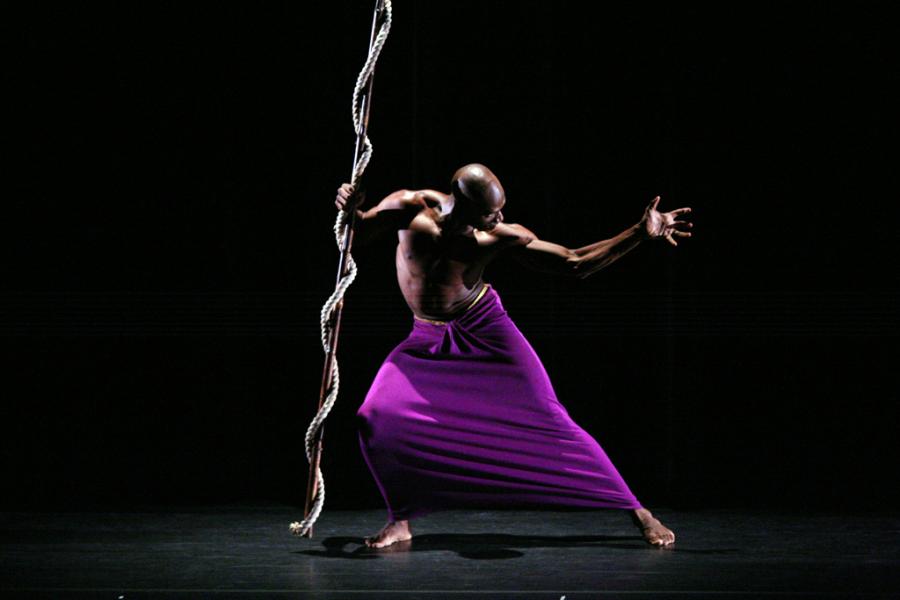Photo of Clytemnestra by Martha Graham Dance Company