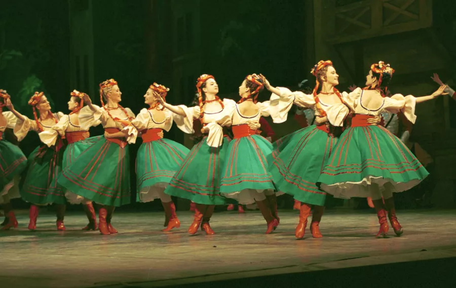 Photo of Coppélia by the Moscow Festival Ballet