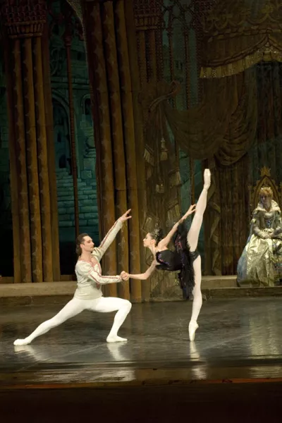 "Swan Lake", 3rd act, Soloists - Marta Filippova and  Vladislav Ivanov