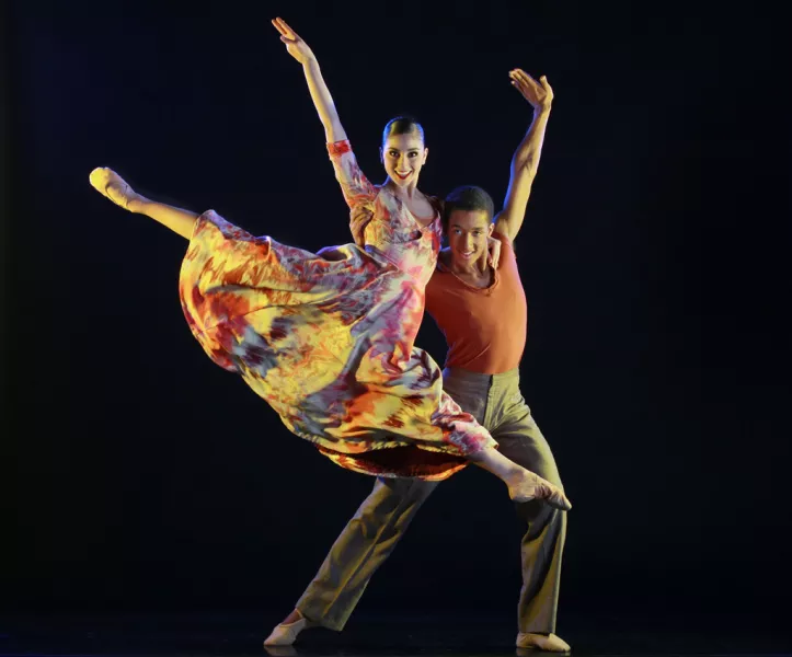 Sareen Tchekmedyian and Harper Watters. Photo © Amitava Sarkar.