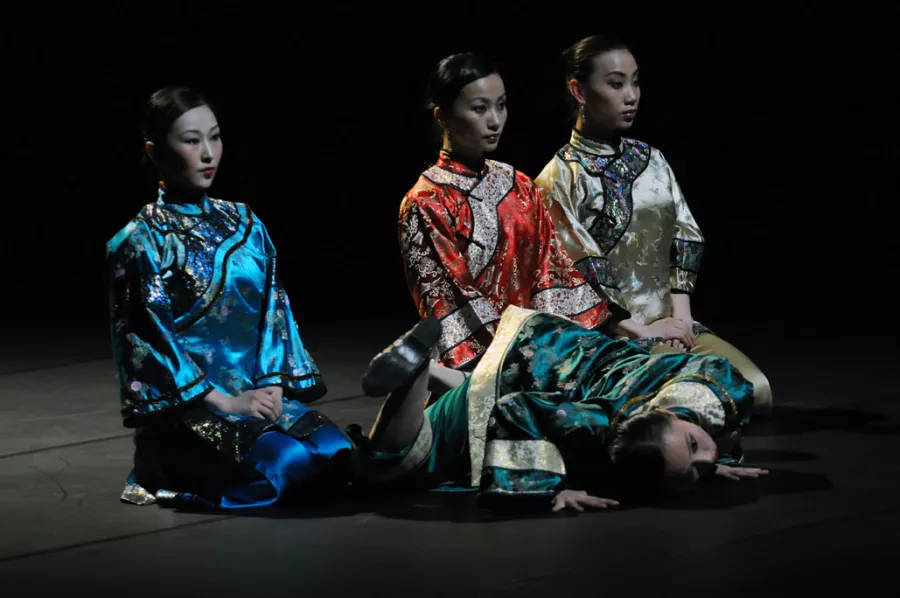"Shanghai Tango" Four Happiness © Photo Angelo Palombini